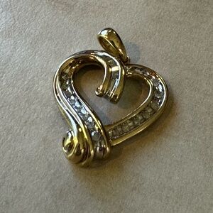 2 pendants with real diamonds and real gold